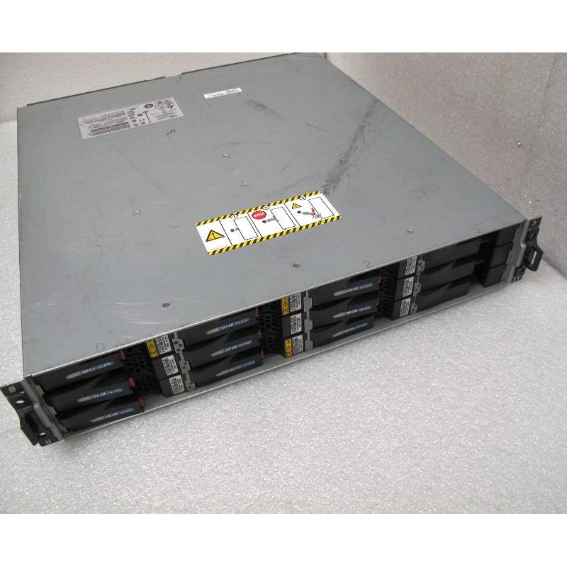 Dell 0FX984 EMC Clariion AX4-5 Storage Chassis SAS/SATA avec 9 x 300Gb SAS 15K 3.5