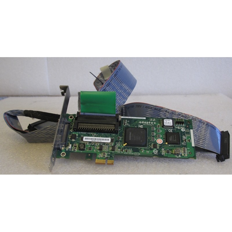 Carte controlleur SCSI U320 PCie ADAPTEC 29320LPE FUJITSU D2507-C11