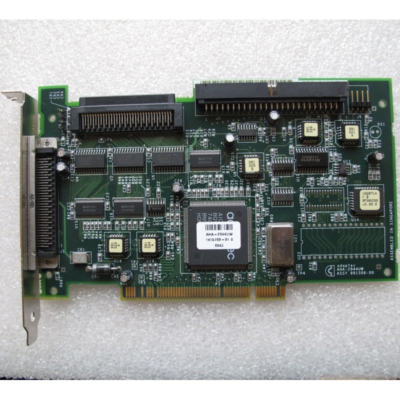 Carte 2944UW SCSI Ultra Wide Differential 